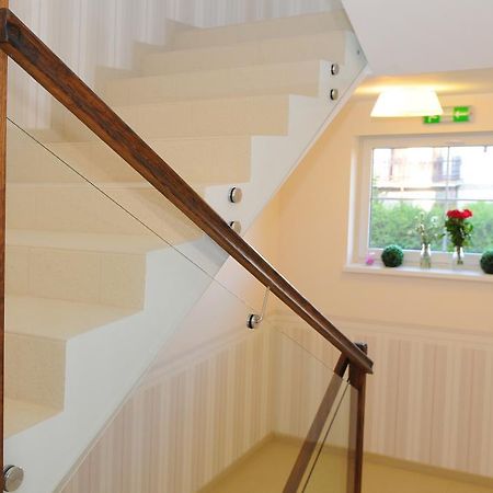 דארלובקו Pension Villa Karmelia מראה חיצוני תמונה