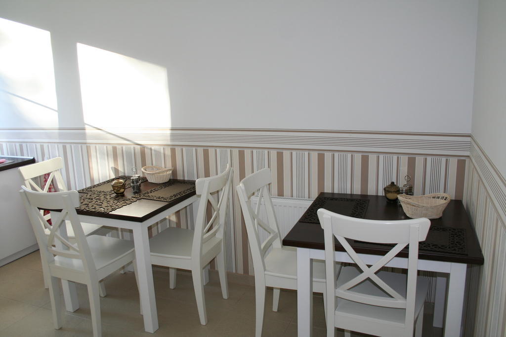 דארלובקו Pension Villa Karmelia מראה חיצוני תמונה