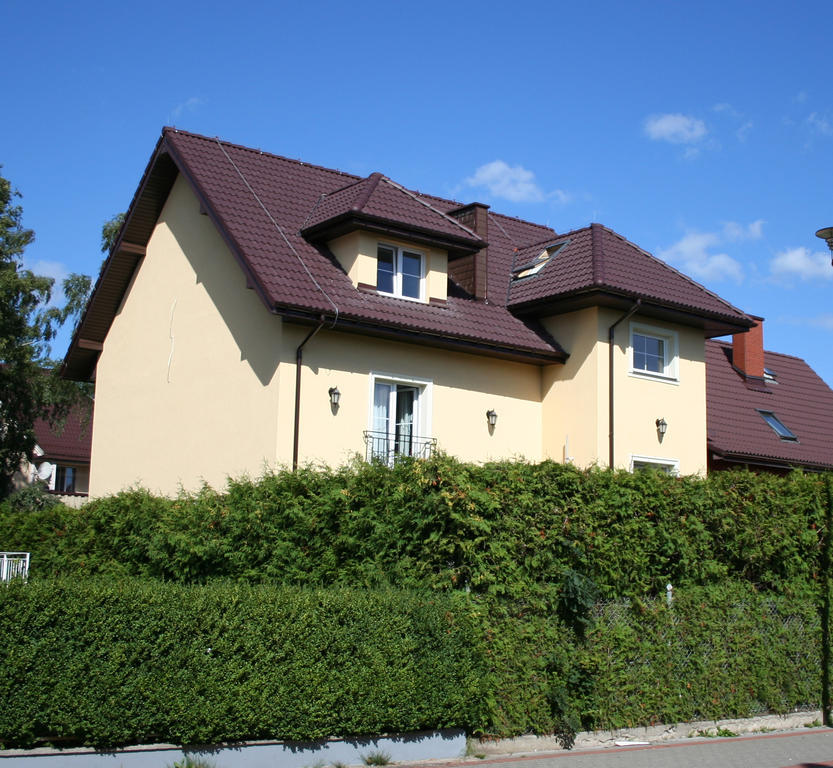 דארלובקו Pension Villa Karmelia מראה חיצוני תמונה